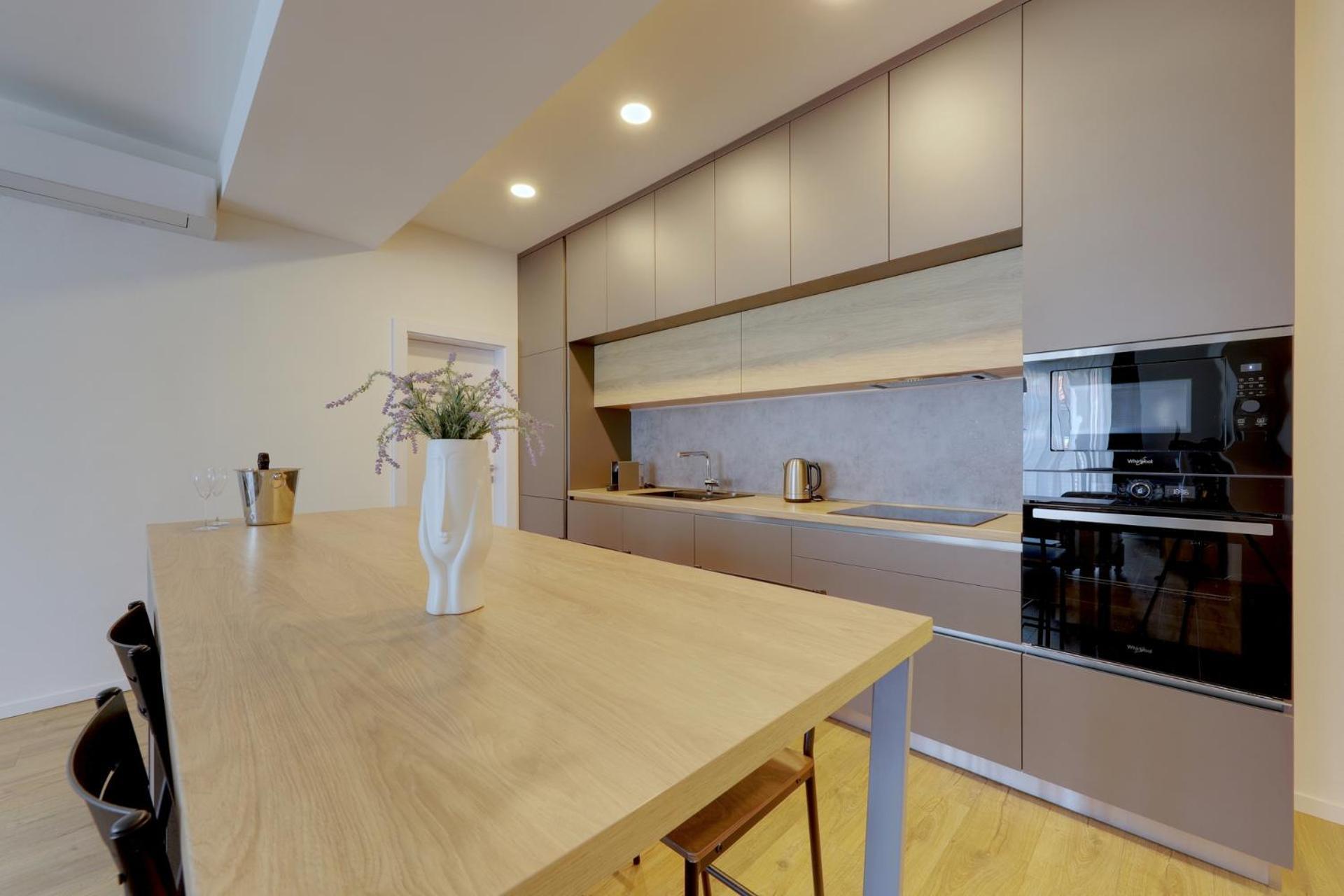 Shon Apartment Old Town Bratislava Esterno foto